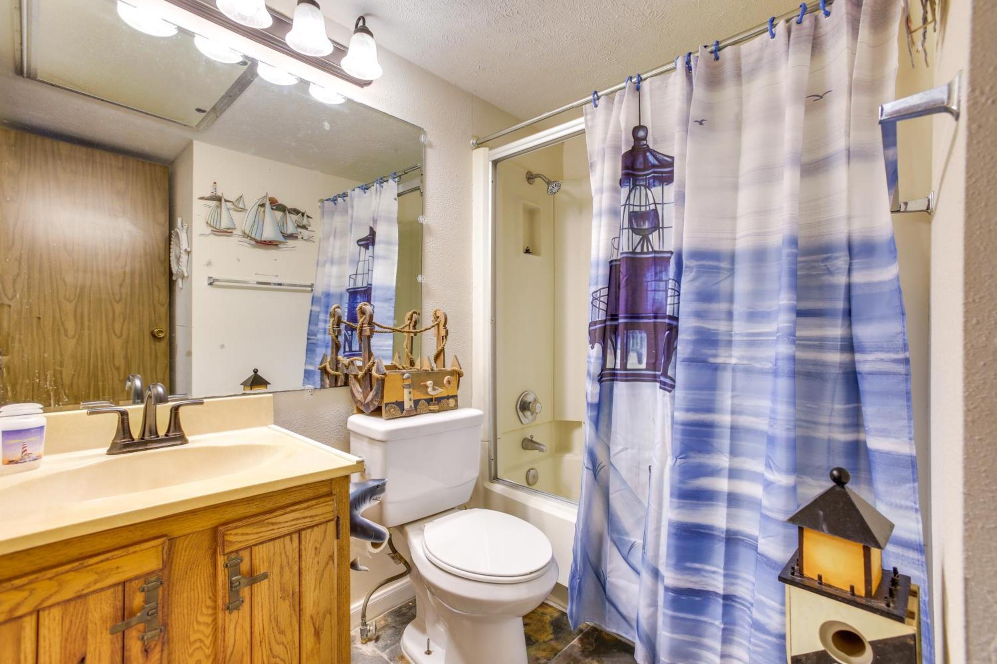 Апартаменты Galveston Retreat With Balcony And Gulf Views! Экстерьер фото