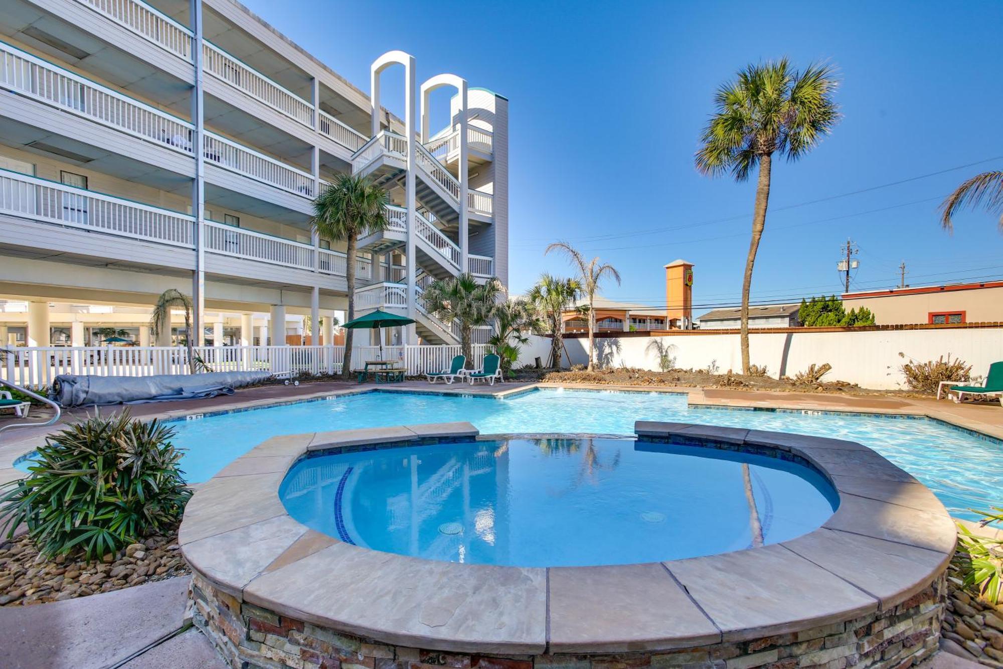 Апартаменты Galveston Retreat With Balcony And Gulf Views! Экстерьер фото